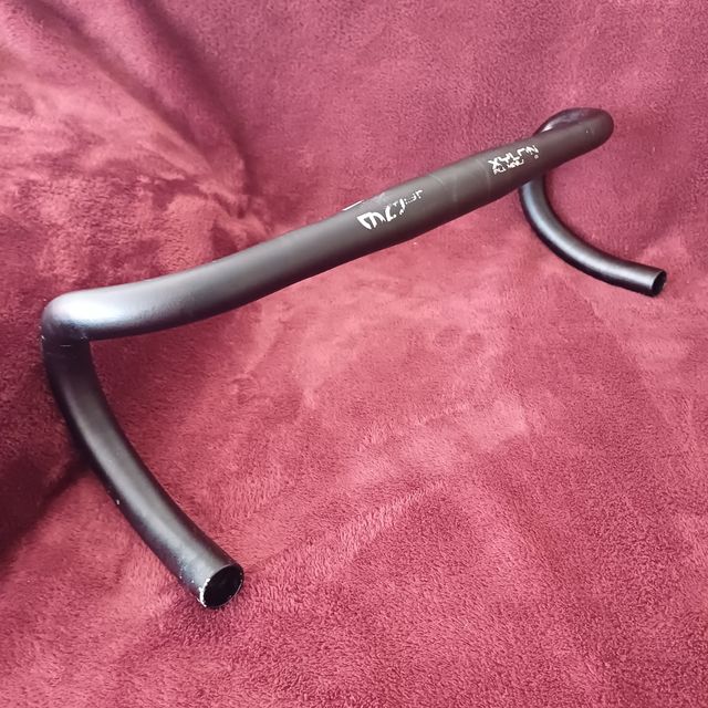 Pinarello Most Xylon -Manillar-