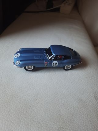 Scalextric Jaguar E-Type 12