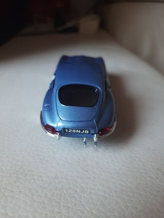 Scalextric Jaguar E-Type 12