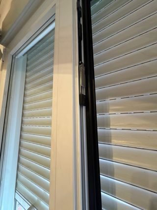 Ventanas Aluminio blancas en perfecto estado. 