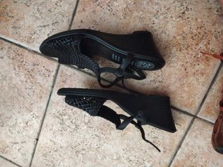 Sandalias 24 Horas negras mujer