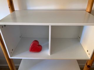 ESTANTERIA DISEÑO MADERA Y BLANCA.MARCA FLEXA