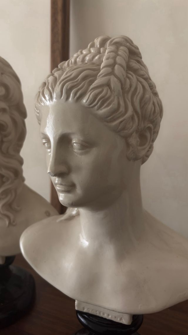 2 Bustos Escultura Griega