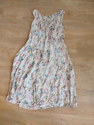 Vestido floral beige
