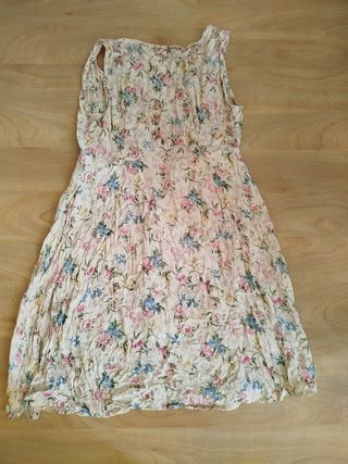 Vestido floral beige