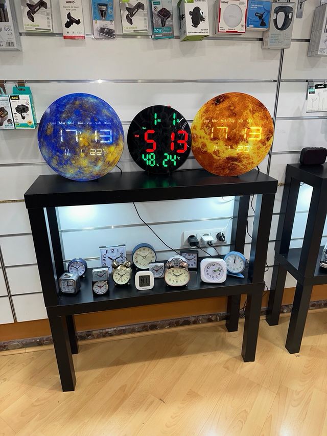 Relojes digitales LED grandes - Tierra & Venus