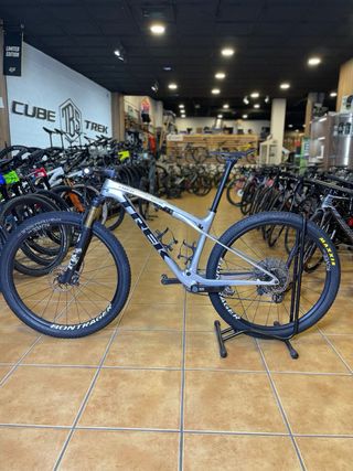 Trek Supercaliber Gen2 M/L