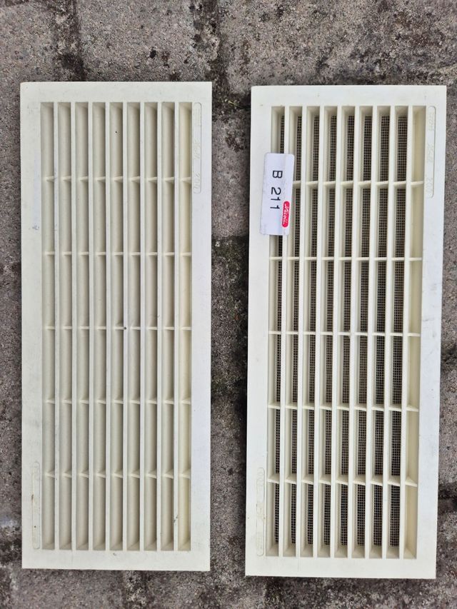 2 Rejillas ventilación pvc