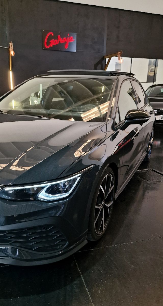Volkswagen Golf Clubsport Akrapovic 