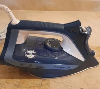 Plancha vapor ROWENTA