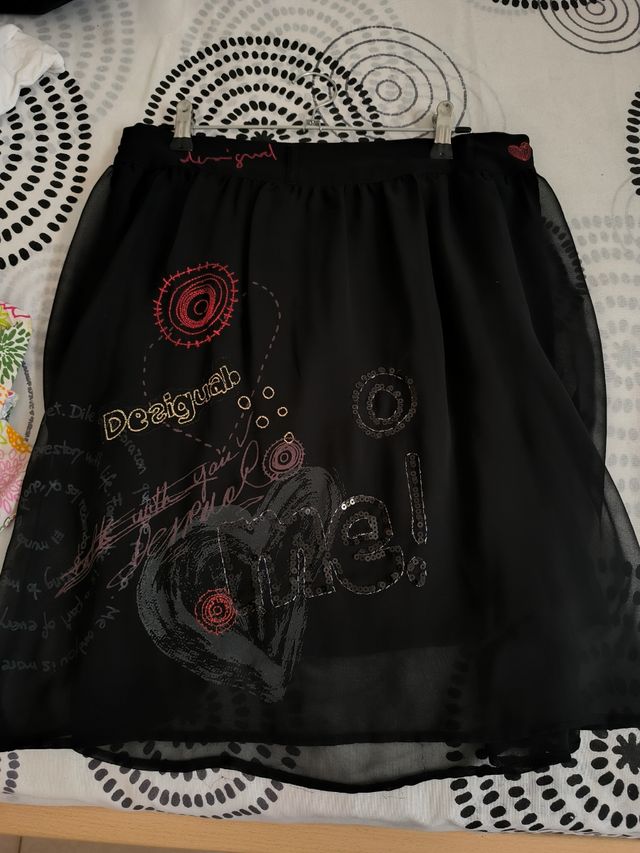 Falda Desigual negra