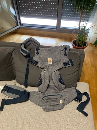 Ergobaby Portabebés - Gris con lunares