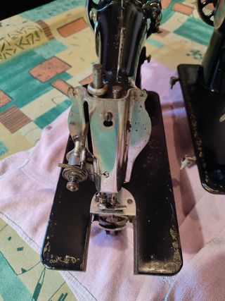 2 Máquinas Coser Alfa Antiguas