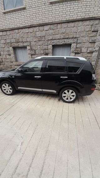 Mitsubishi Outlander 2008