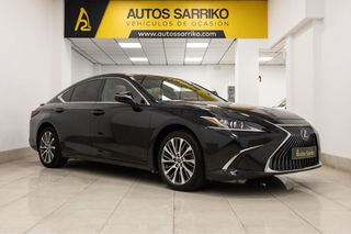 Lexus ES 2021