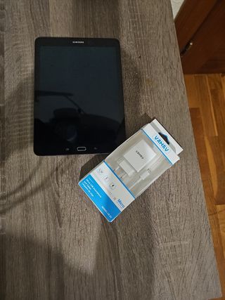 Tablet Samsung Galaxy Tab S2 negra + cargador