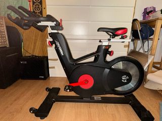 Bicicleta Spinning Life Fitness IC6
