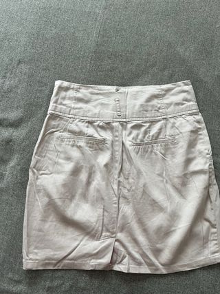 Falda Stradivarius beige - T38