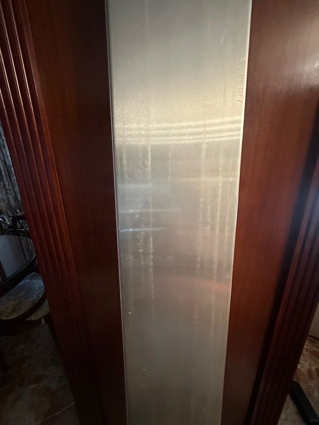 3 Muebles bajo de cocina con patas sin estrenar.