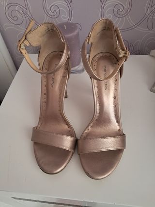 Sandalias tacón dorado rosao