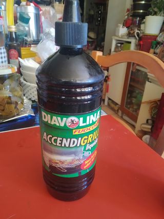 Accendifuoco liquido Diavolina 
3 litri 
