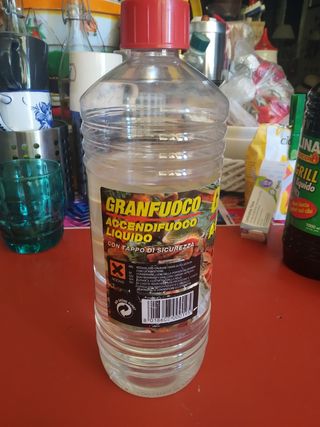 Accendifuoco liquido Diavolina 
3 litri 