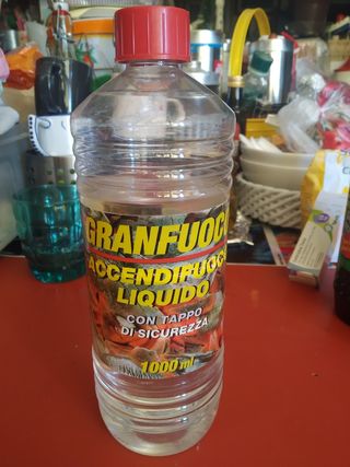 Accendifuoco liquido Diavolina 
3 litri 