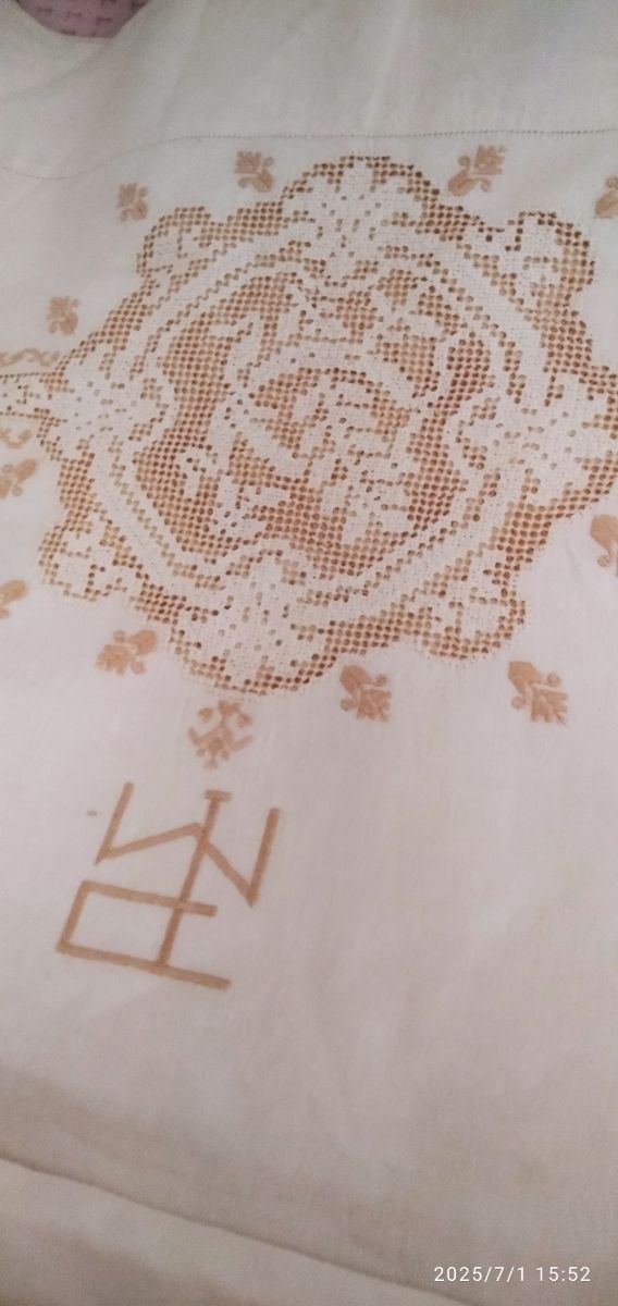 Conjunto de Roupa de Cama de Fios Bordados Filtire