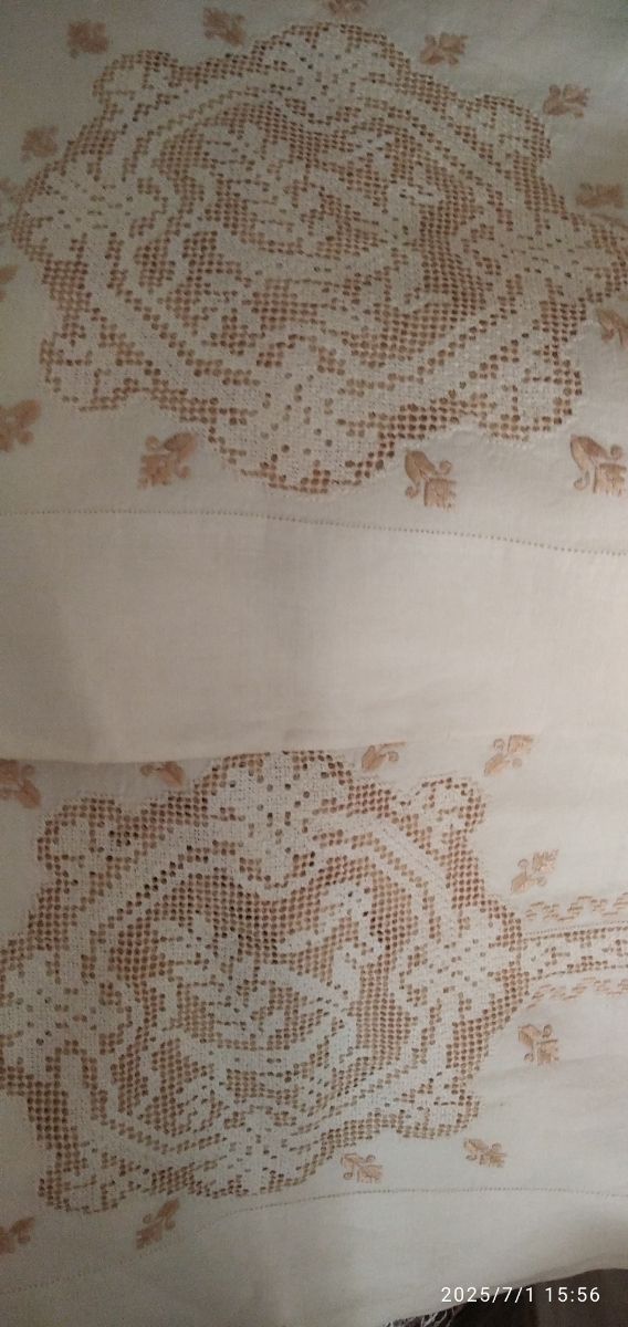 Conjunto de Roupa de Cama de Fios Bordados Filtire