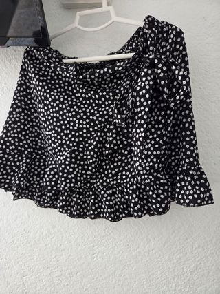 Falda negra y blanca estampada