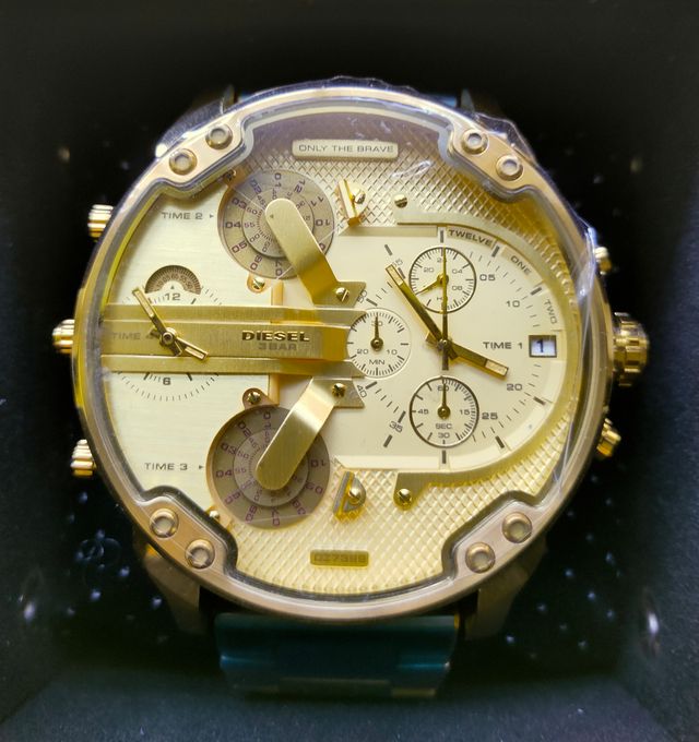 Reloj Diesel Mr Daddy 2.0 dorado