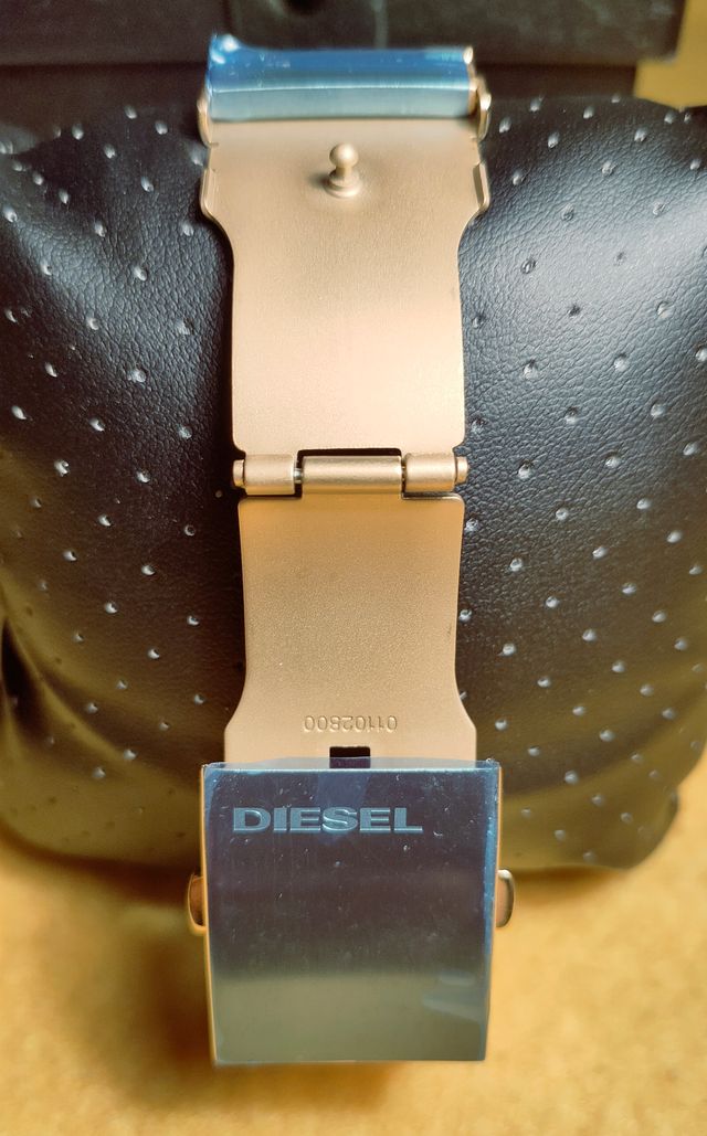 Reloj Diesel Mr Daddy 2.0 dorado