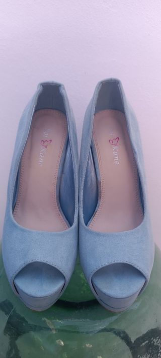 Zapatos tacón azul 