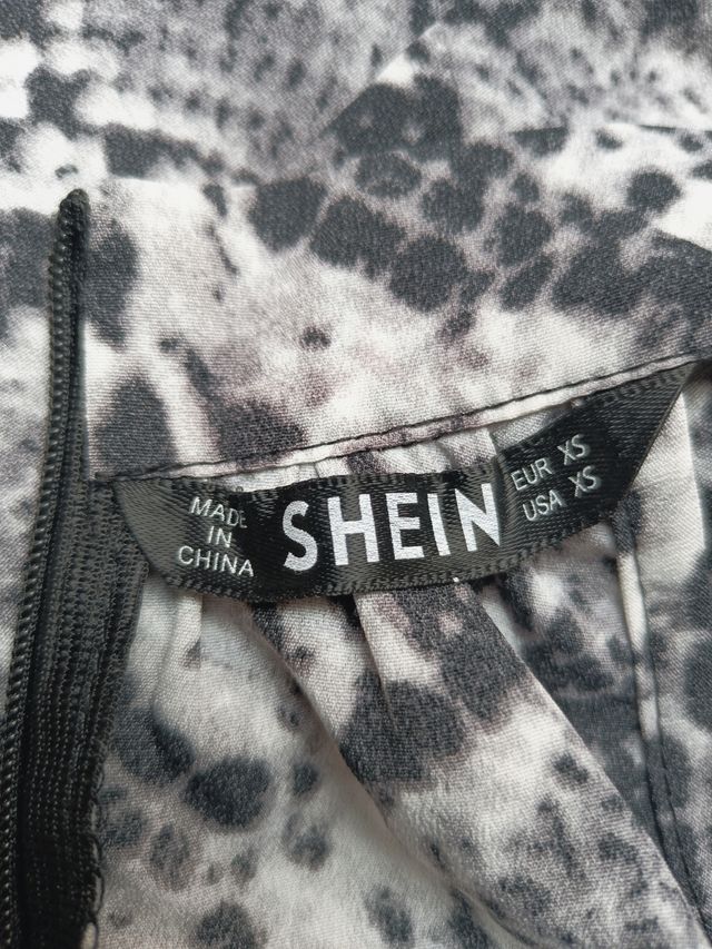 Tutina estiva stampa pitonata