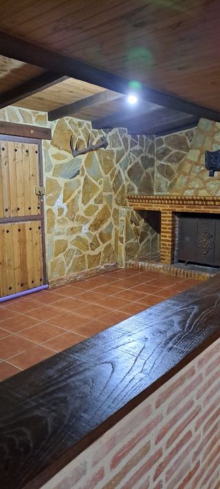 Casa -tres plantas.
