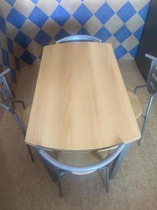 Mesa cocina Extensible Y 4 sillas - Gris Beige