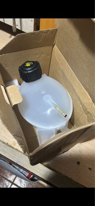 Botella de expansión Dacia Dokker