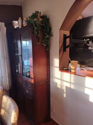 Conjunto de muebles  macizos, de calidad