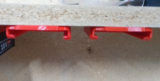 BOSCH 18V --4 Soportes para baterias