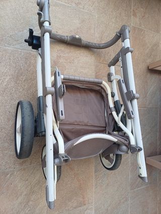 Bebecar: Carro bebé beige