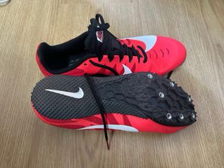 Zapatillas Nike clavos atletismo rojas
