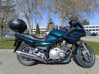 Yamaha XJ900S - Impecable