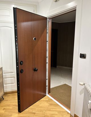 PUERTA ACORAZADA DE ALTA SEGURIDAD