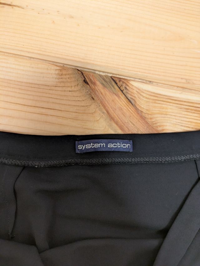 Falda midi negra Systemaction