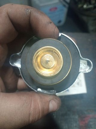 Tampa Radiador - Vários veículos