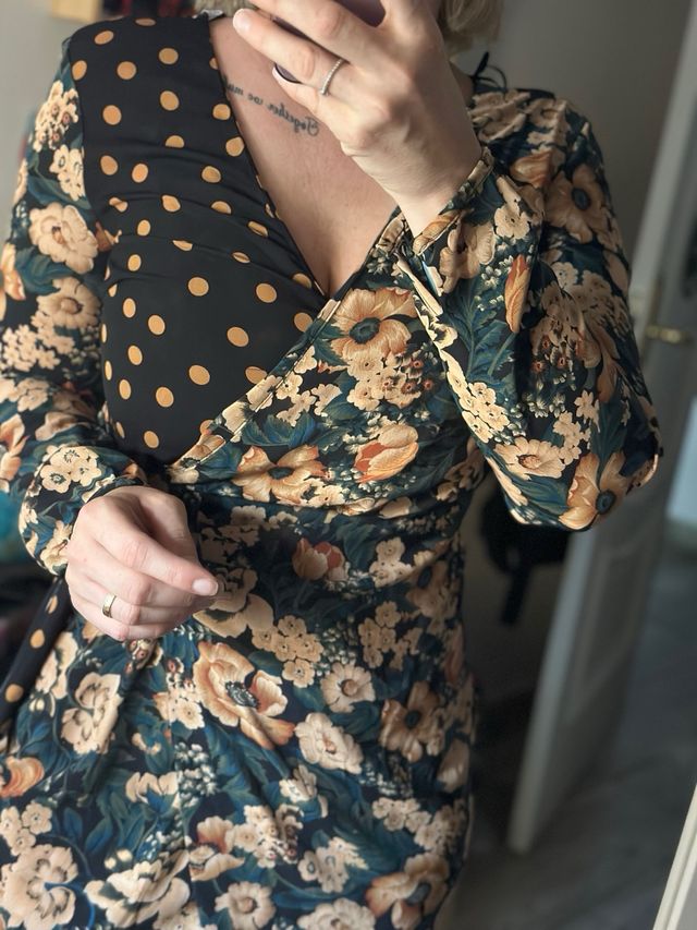 Vestido Zara estampado flores- lunares