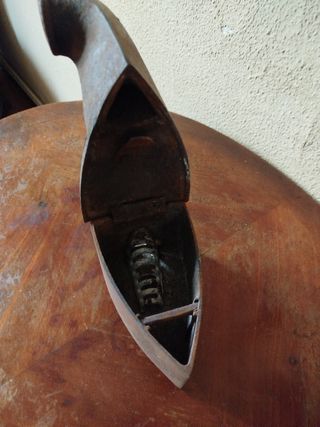 Plancha carbón antigua