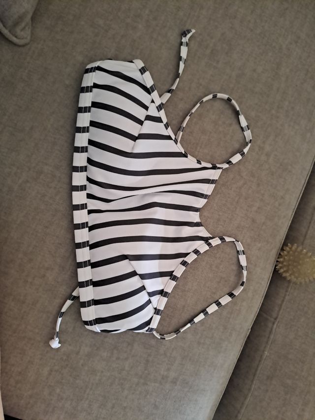 Top bikini Mujer surf deportivo. Decathlon.