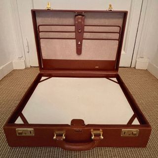 Maletín vintage Loewe marrón