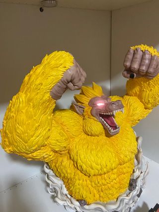 Ozaru Dorado SHK resina Dragón Ball GT